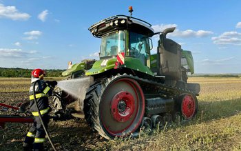 Un tractor a luat foc …