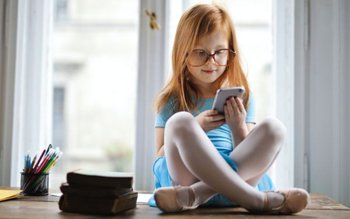 Se pune limitare la YouTube. …