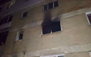Incendiu izbucnit într-un bloc din …