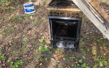 Neatenția costă! Două incendii izbucnite …