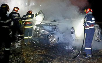 Un autoturism a luat foc …