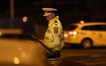 Șoferi depistați la volanul unor …