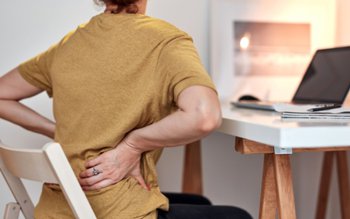 Ce se întâmplă dacă stai …