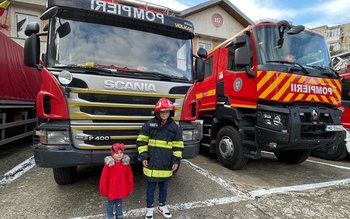 „Copii protejați, comunitate sigură” este …