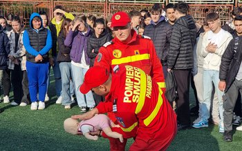 Parteneriat între Liceul „Regina Maria”, …