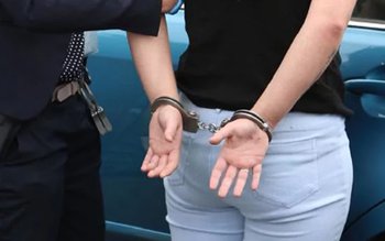 Femeie de 42 de ani, …