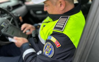 Mașină cu numere străine expirate …