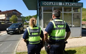 Și Franța suspendă Spațiul Schengen. …