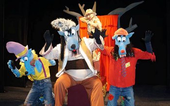 Invitație la teatru: „Scufiţa roşie” …