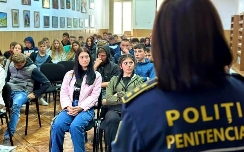 Parteneriat instituțional pentru prevenirea delincvenței juvenile în județul Botoșani