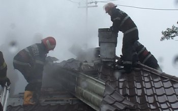 Casă din județ în pericol …