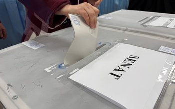 Alegeri parlamentare: Prezența la ora …