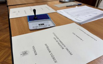 Alegeri parlamentare: Prezența la ora …
