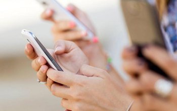 Persoană care a postat în …