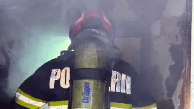 Incendiu izbucnit de la o centrală supraîncălzită
