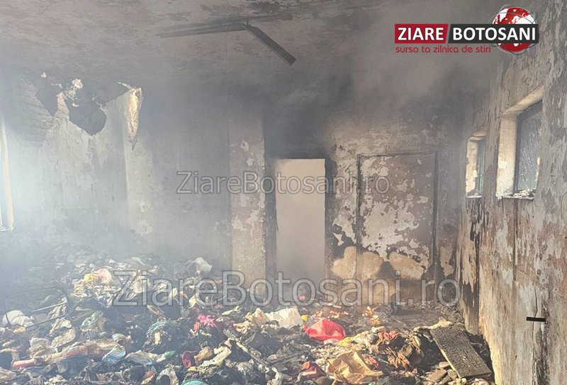 Un nou incendiu a cuprins clădirea dezafectată de pe Aleea Pinului din Dorohoi – FOTO