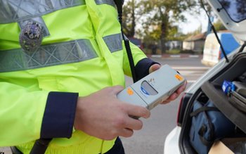 Bărbat depistat sub influența alcoolului …