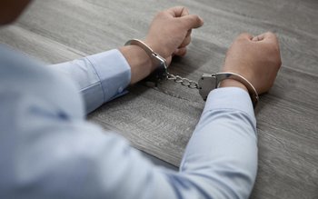 Șofer în vârstă de 24 …