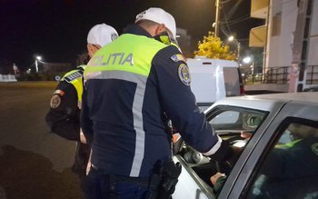 Acțiune cu efective mărite la …