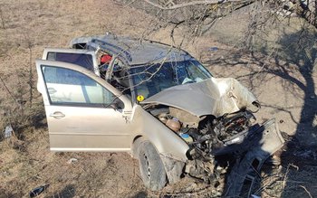 Doi adulți și un copil …