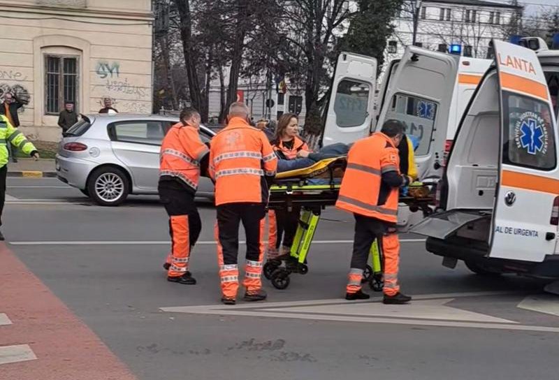 Accident în Botoșani: Un bărbat a ajuns la spital după ce i s-a făcut rău la volan