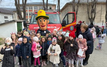 Pompierii, prietenii copiilor. Acțiune desfășurată …