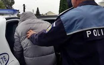 Tineri reținuți pentru amenințare și …