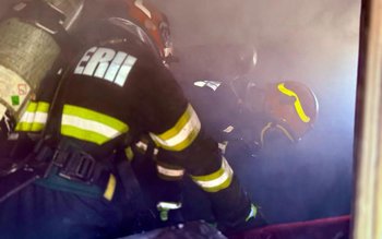 Casă din Cucorăni în pericol …