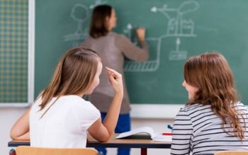 Profesorii vor fi evaluați anual …