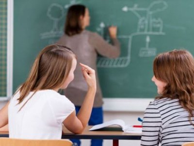 Profesorii vor fi evaluați anual …