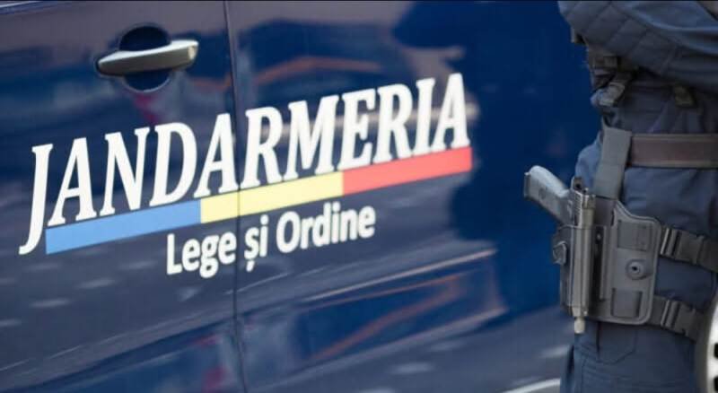 Băiat jefuit pe strada Duzilor din Dorohoi. Jandarmii i-au restituit telefonul mobil furat