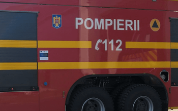 Casa unei familii a fost …