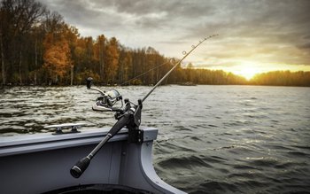 O barcă și 150 m …