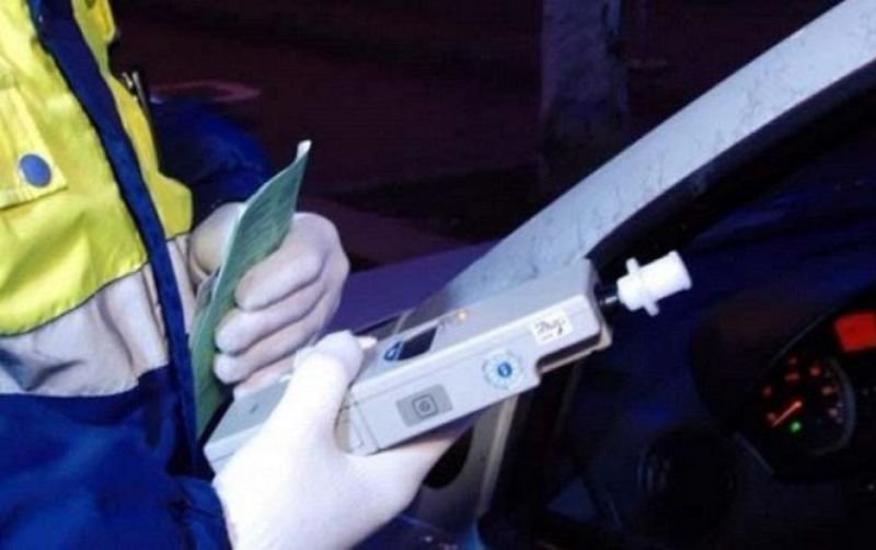 Conducător auto depistat cu peste 1.00 mg/l alcool pur în aerul expirat