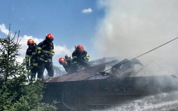 Bucătărie de vară și acoperișul …