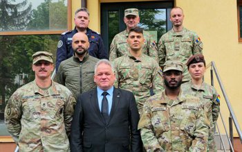 Militari americani la prefectura Botoșani