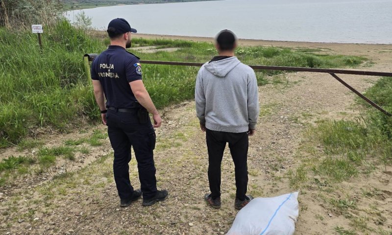 Prinși la pescuit în plină prohibiție