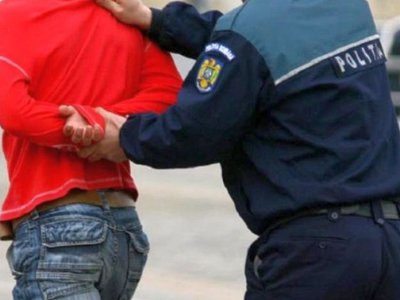 Tânăr reținut după ce a …