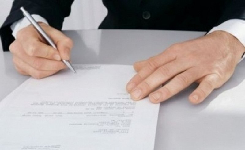 Primarii îşi pot delega atribuţiile de stare civilă şi funcţionarilor de la Evidenţa populaţiei. Proiectul merge la Senat