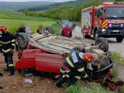 Trei tinere au ajuns la …