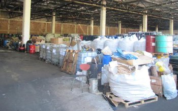 Aproximativ 20 de tone de …