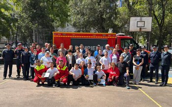 Pompierii botoșăneni alături de tinerii …