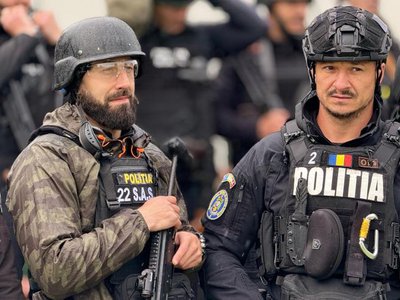 Forțe speciale din România, Republica …