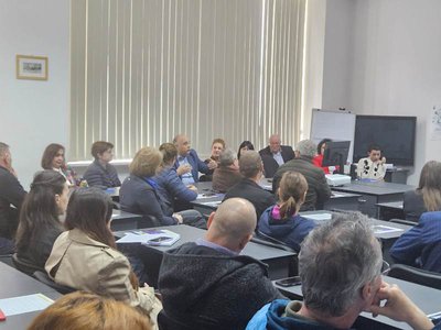 Întâlnire cu angajatorii organizată de …