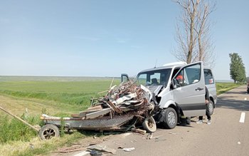 Accident între Flămânzi și Prăjeni. …