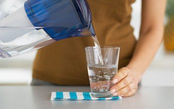 Apa alcalină îți poate crea …