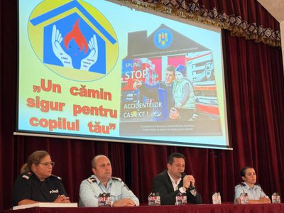 Parteneriat pentru siguranță: Profesorii din …