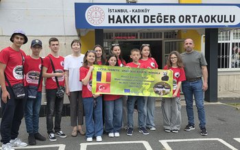 Elevii Liceului „Anastasie Bașotă” Pomârla, …