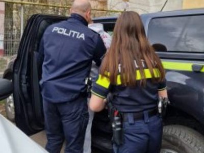 Scandalagiu reținut de polițiști