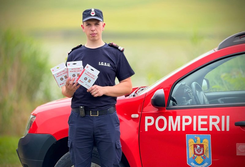 Botoșani: 500 de detectoare instalate. 500 de locuințe mai sigure